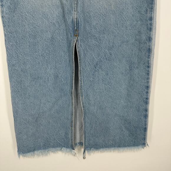 KanCan Midi Denim Light Wash Two Tone Back Slit Raw Hem Pockets Skirt Small - Picture 5 of 8